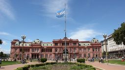 Inflación llegó al 108,8 %  en Argentina con ropa y alimentos en el podio