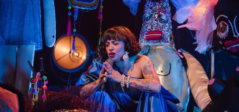 Mon Laferte.jpg
