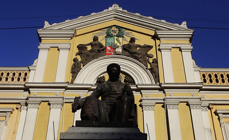 A_UNO_679828 scaled.jpg