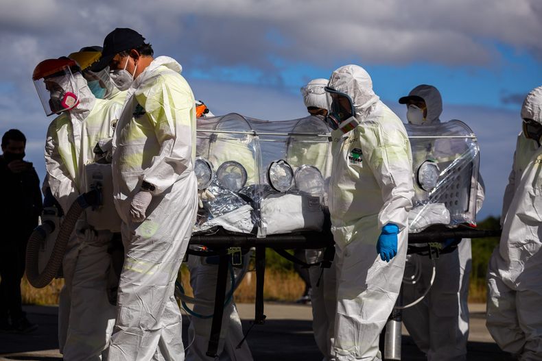 A_UNO_1252290 scaled.jpg