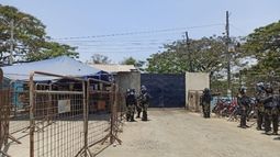 Solo se han identificado un tercio de los cadáveres de la masacre carcelaria en Guayaquil