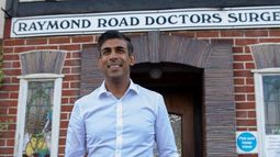 Reino Unido: Rishi Sunak asume como primer ministro y anticipa “decisiones difíciles”