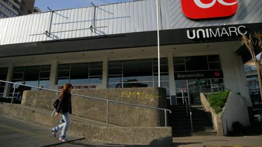 Antofagasta: Cierran céntrico supermercado por nuevo brote de COVID-19