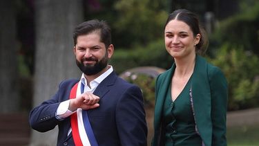 Boric defiende a Irina Karamanos: Es mi compañera, no una funcionaria pública