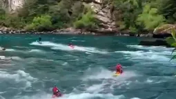 Gobierno confirma expulsión de ciudadanos rusos captados ingresando al río Futaleufú en motos de agua