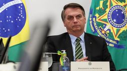 Bolsonaro veta el uso obligatorio de máscara en comercios, templos y escuelas