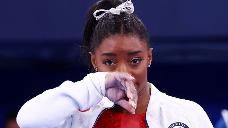 Simone Biles 2.jpg