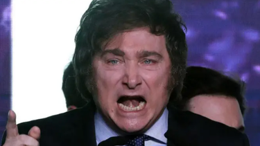 Jubilados argentinos suben el tono en sus protestas contra Javier Milei: “Que renuncie, no puede seguir con tanto robo