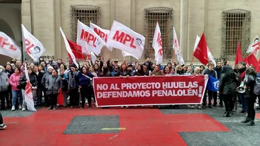 Por colapso vial: Peñalolinos critican acuerdo con inmobiliaria para construir proyecto de 24 torres sin permiso ambiental