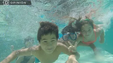 El Desconcierto | 28761 ninos en una piscina.webp