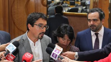 El apoyo de los senadores de oposición de la Comisión de Educación al Paro Nacional Docente