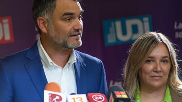 Oposición cierra puerta a acuerdos y apuesta por la polarización en el Congreso tras fracaso constitucional