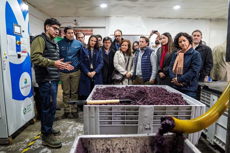 Trongkai levanta en el Maule una planta piloto que resulta clave para reducir emisiones de metano y evitar la saturación de los rellenos sanitarios del país.