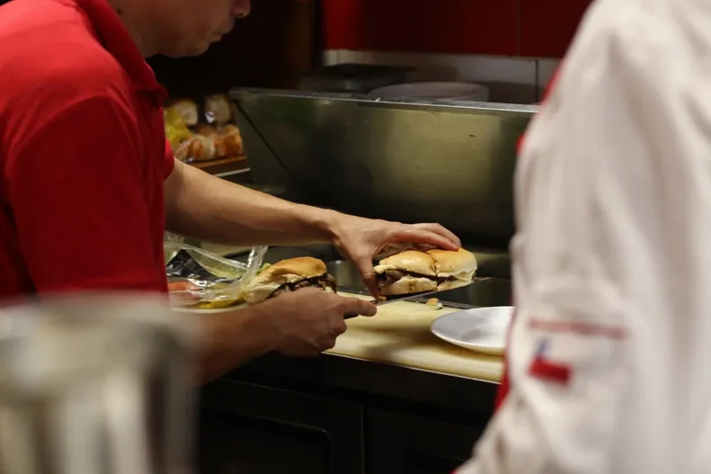 9303 a uno 1549287.webp