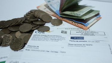 Buscan incluir a pymes en subsidio de luz y cobrar impuesto a minería por uso de energía contaminante