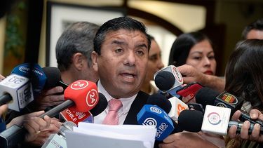 Es una forma de sacar dinero: Presentan nueva denuncia contra diputado Pedro Velásquez