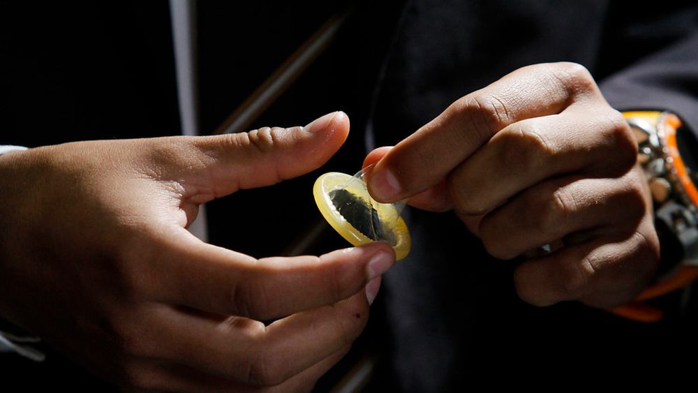 Estudio sobre conductas sexuales de los jóvenes: Un 10% cree que el VIH se puede contagiar por una picadura de mosquito