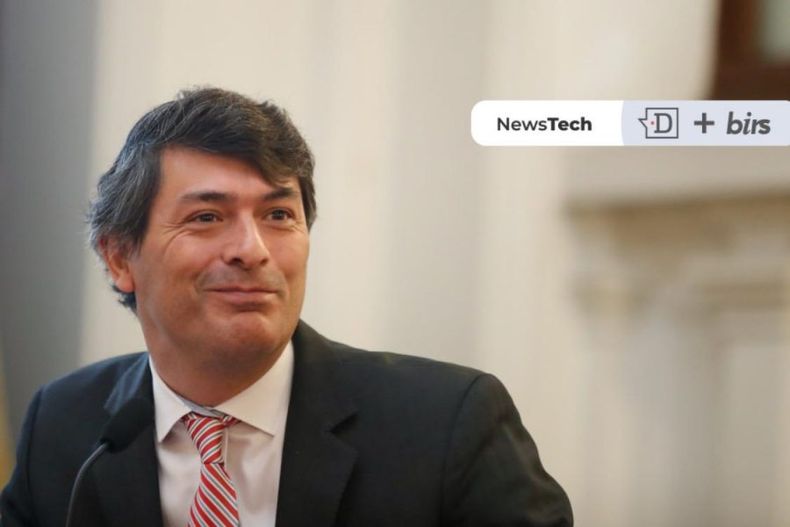 Redes sociales tildan de papito corazon a Franco Parisi en retorno a Chile e1674766781576.jpeg