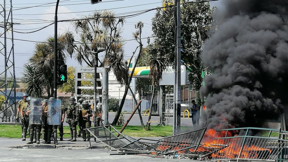 Puente Alto: 16 detenidos dejó una nueva jornada de intensas manifestaciones