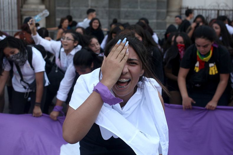 mujeres 3 1.jpg