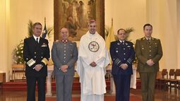 Los millonarios sueldos de los capellanes: más de $1.200 millones anuales desembolsa el Estado en los religiosos castrenses