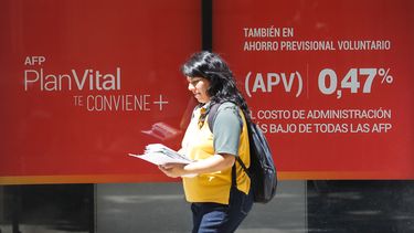 Indagan legalidad de campaña de AFPs contra reforma de pensiones para cancelar personalidad jurídica
