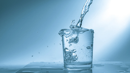 La reciente certificación de 19 empresas bajo el APL Certificado Azul pone en foco las metodologías internacionales que miden el impacto de agua corporativa.