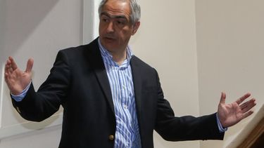 Chile Vamos presiona por zanjar acuerdo en las próximas horas apelando a fórmula mixta