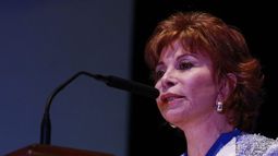 Dos novelas de Isabel Allende censuradas en Florida por tener referencias sexuales o LGBTQ+