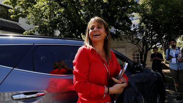 Jacqueline van Rysselberghe se impuso en las elecciones de la UDI y seguirá liderando el partido por dos años más