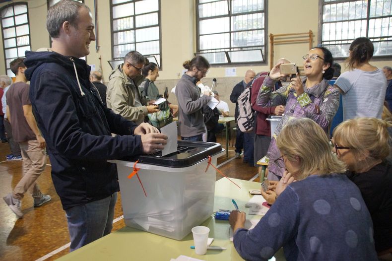 referendum catalunya scaled.jpg