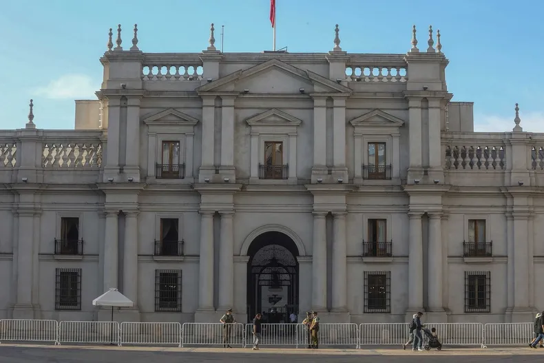 30305 a uno 1635492.webp