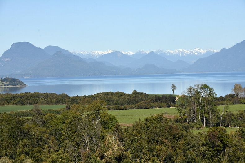 Lago Ranco.jpg