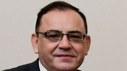 Pese a vínculos con Luis Hermosilla, Corte Suprema salva a juez Antonio Ulloa y no será removido