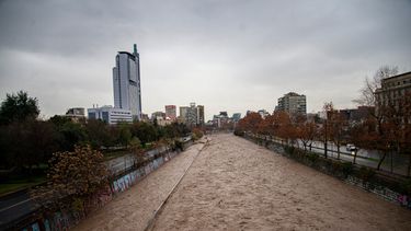 Alerta Temprana Preventiva en RM: Hasta 50 milímetros de lluvia podrían caer en Santiago