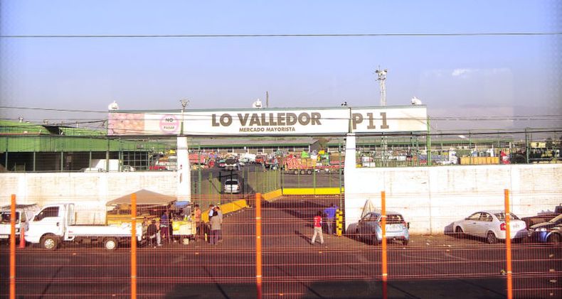 robo estacionamiento mercado lo valledor e1533557997427 750x400 1.jpg