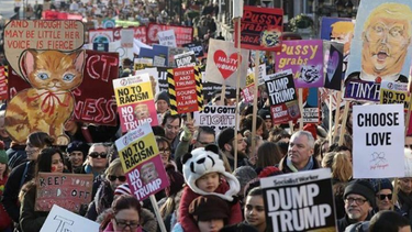 De Emma Watson a Angela Davis: Marcha de las mujeres se toma el primer día de Trump como presidente