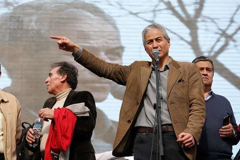 Mario Aguilar1.jpg