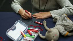 Encuesta Junaeb: 26% de los estudiantes chilenos enfrenta dificultades para acceder a alimentos saludables