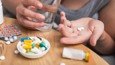 Chile duplicó el consumo de antidepresivos entre 2015 y 2022: Expertos lo atribuyen a mayor conciencia en salud mental