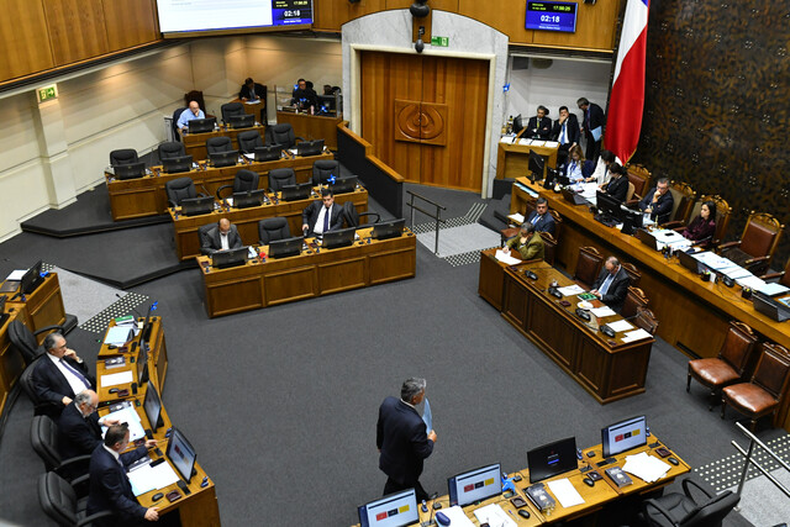 Incertidumbre por megareforma en el Senado. Agencia Uno.&nbsp;