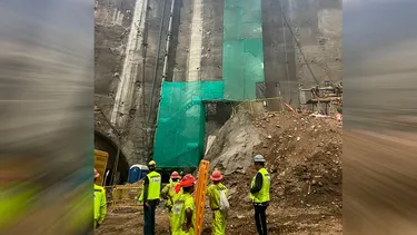 Accidente laboral afecta construcción de Línea 7 del Metro: Derrumbe dejó dos trabajadores atrapados