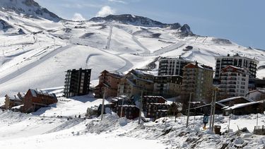 Productora de película que se filmaba en El Colorado muere en trágico accidente: DT investiga el hecho