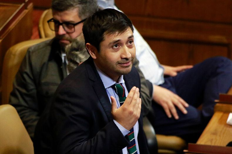 diputado miguel angel calisto renuncia a la dc.jpg