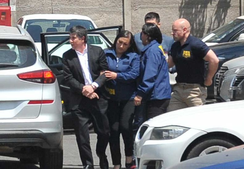 7321 monsalve esposado pdi.jpg