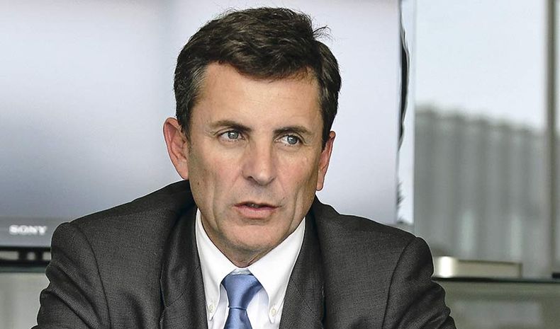 gonzalo de la carrera 1.jpg