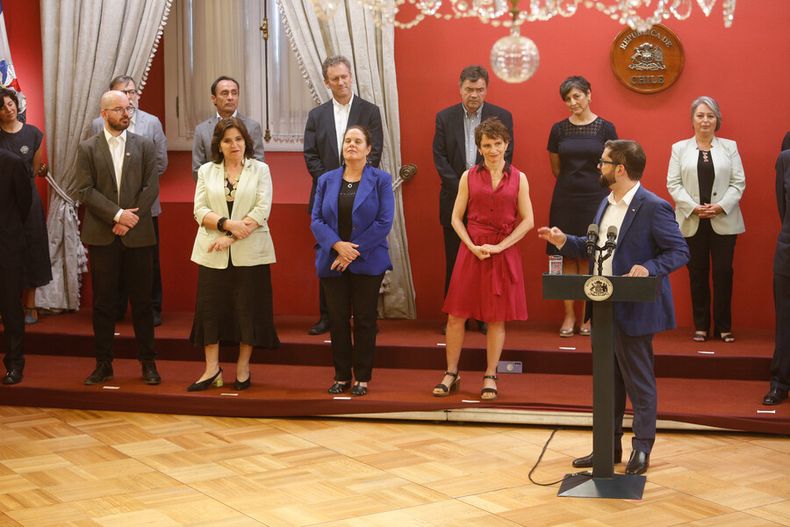 cambio de gabinete.jpg