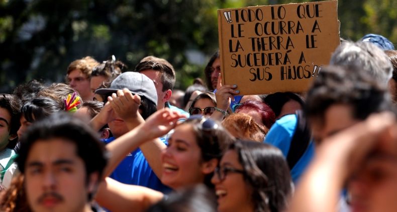 con convocatoria sobre la expectativa_ as fue la marcha por el cambio climtico en la capital.jpg