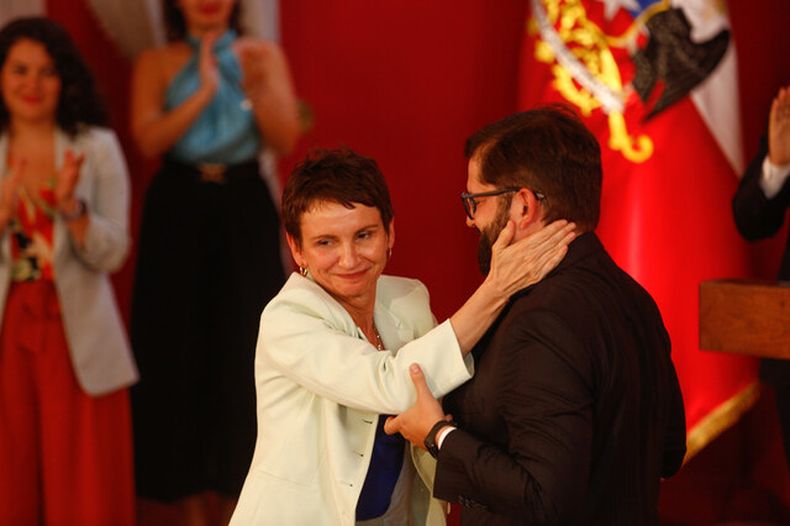 12383 tohacandidata1.jpg