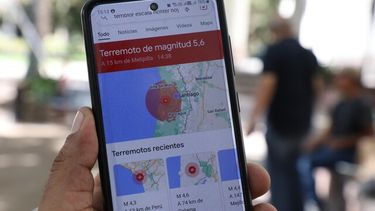 El Desconcierto | que hacer en un temblor no usar ascensores alejarse de las ventanas y mantener la calma.jpg